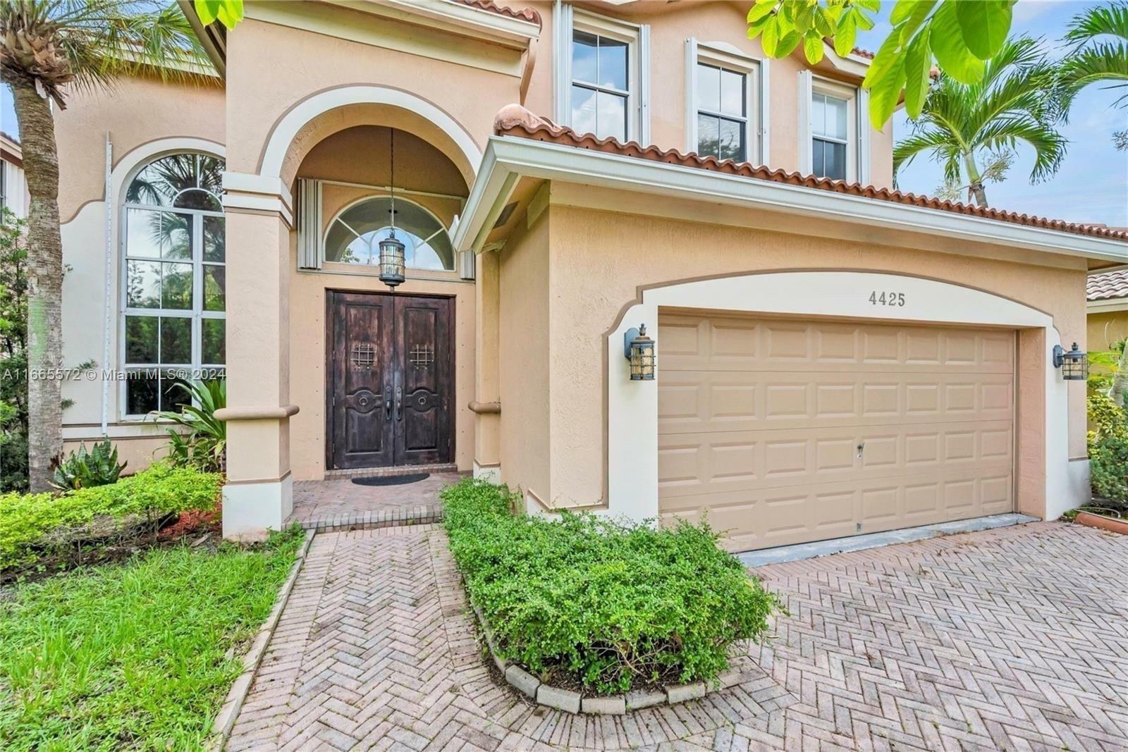 Property Photo:  4425 SW 160th Ct  FL 33185 