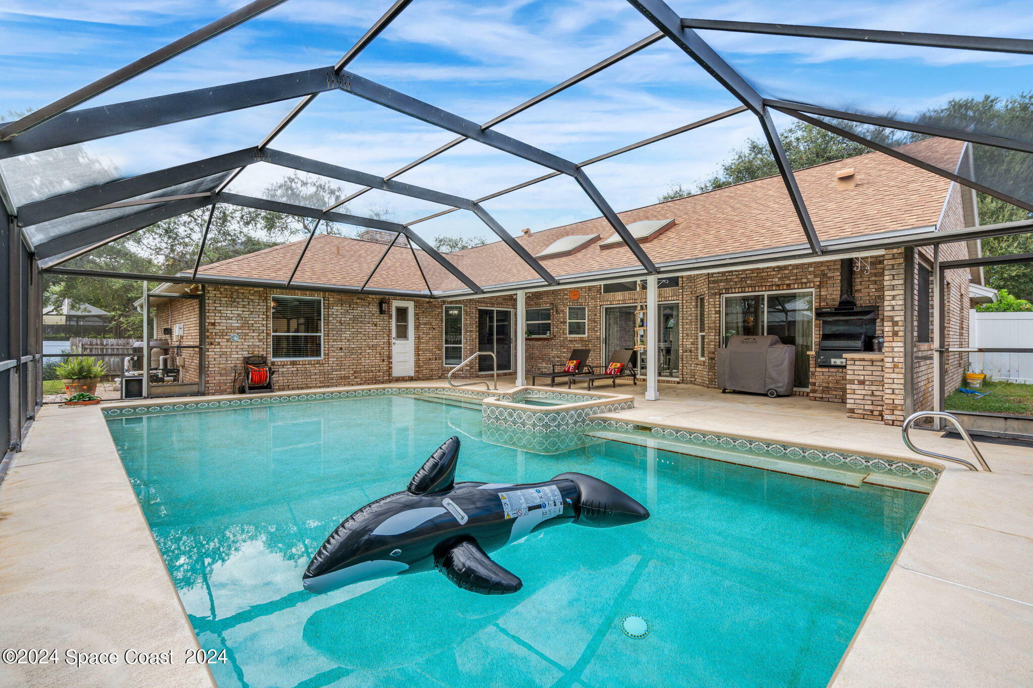 Property Photo:  207 Waterbury Lane  FL 32937 