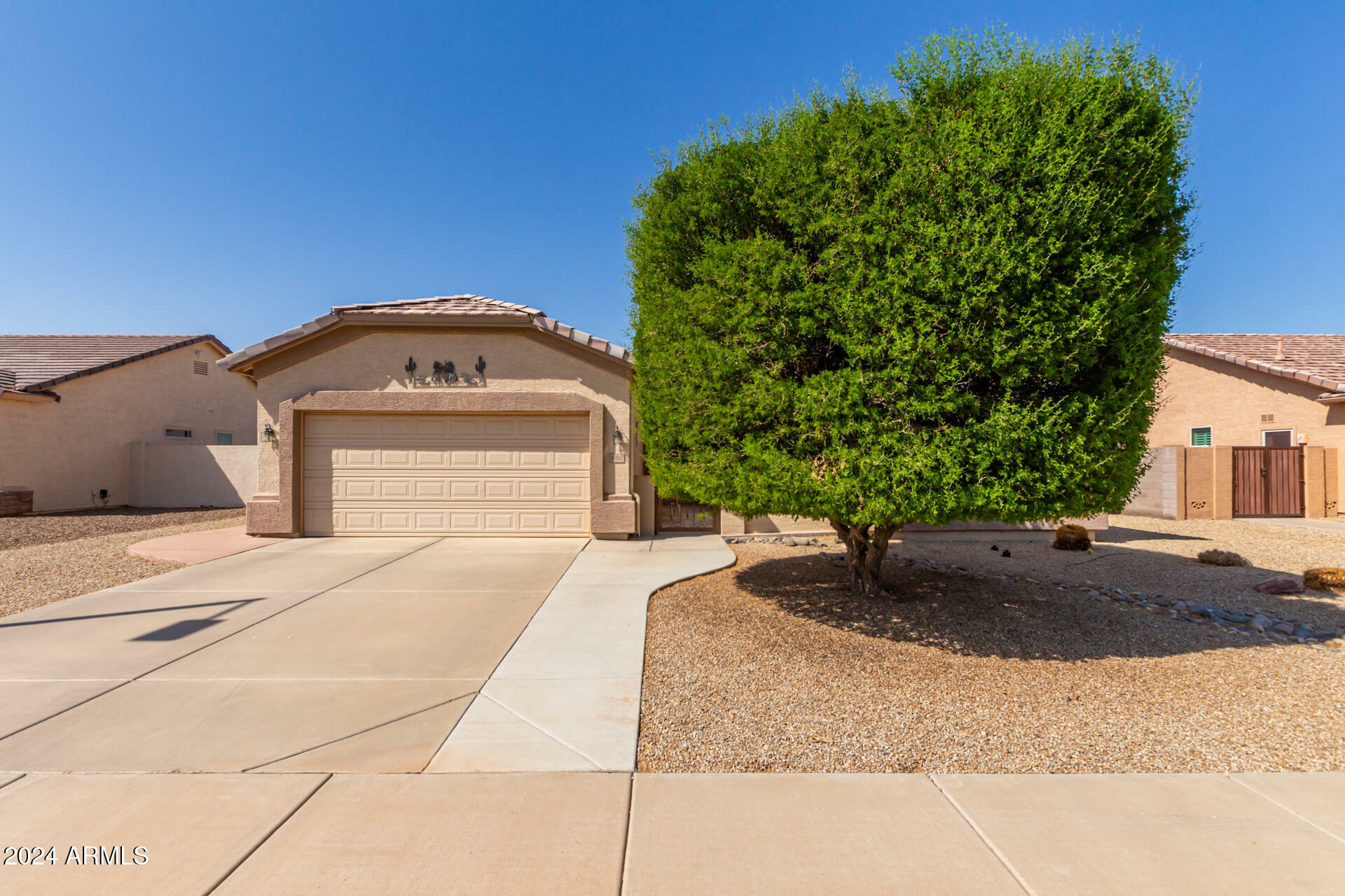 Property Photo:  6960 S Senate Street  AZ 85249 