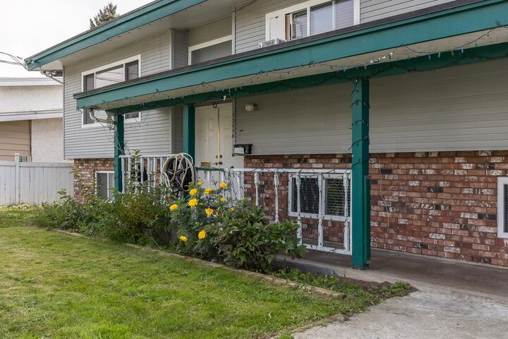 Property Photo: 32698 Pandora Avenue BC V2T 3X1