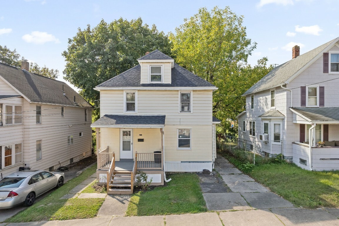 Property Photo:  217 Oak Hill Avenue  NY 13760 