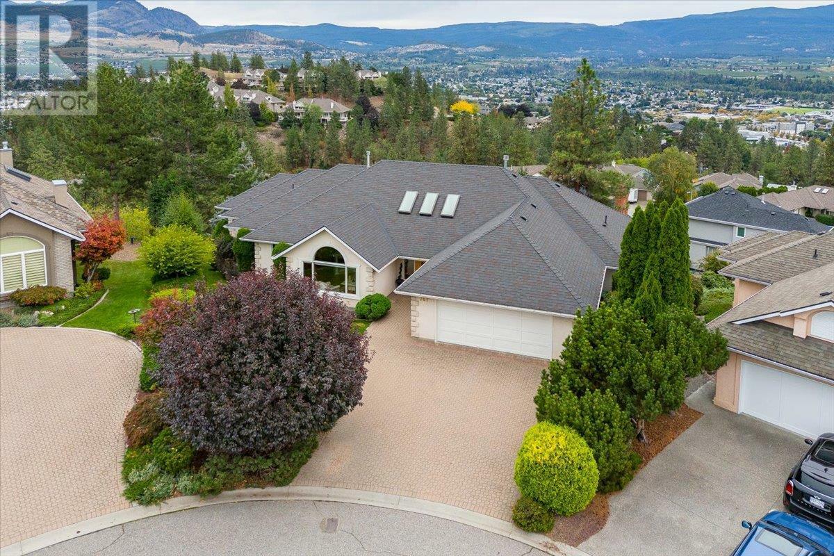 761 Siwash Court  Kelowna BC V1V 1N5 photo