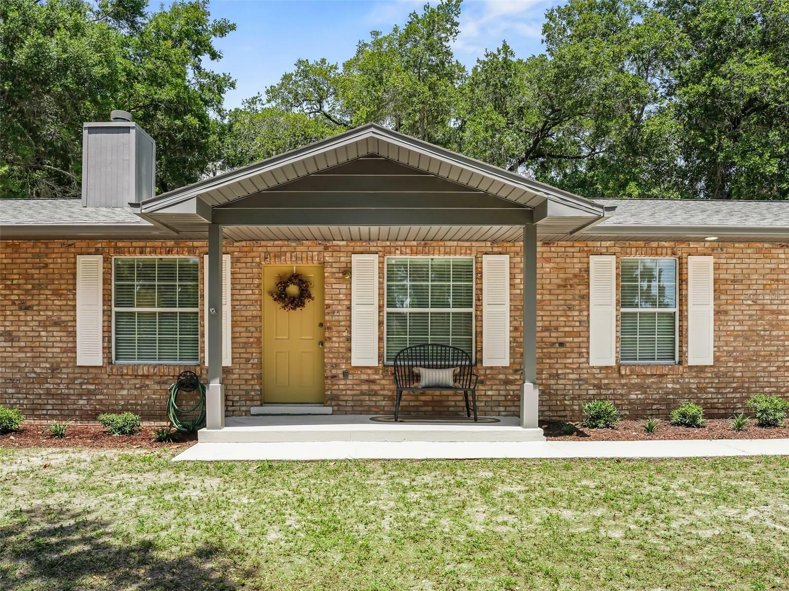 Property Photo: 247 W McClendon Street FL 32159