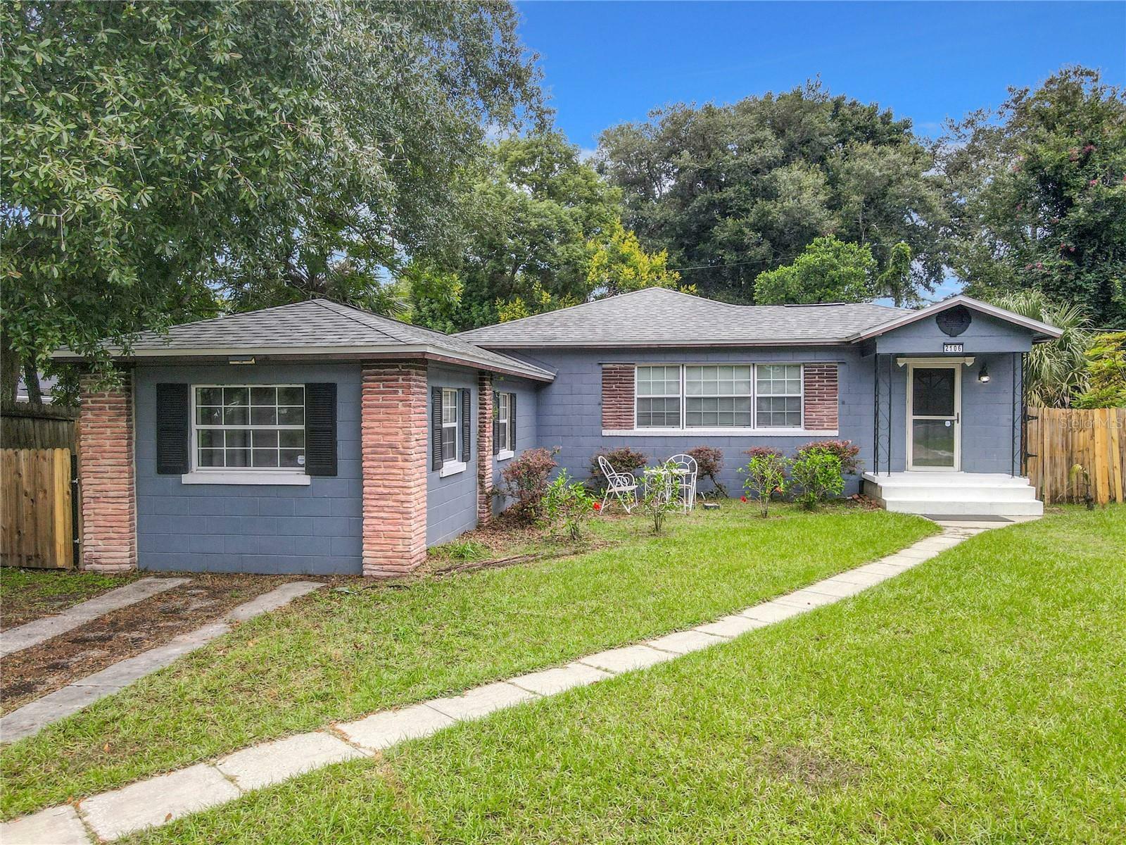 Property Photo:  2106 Cordova Drive  FL 32771 