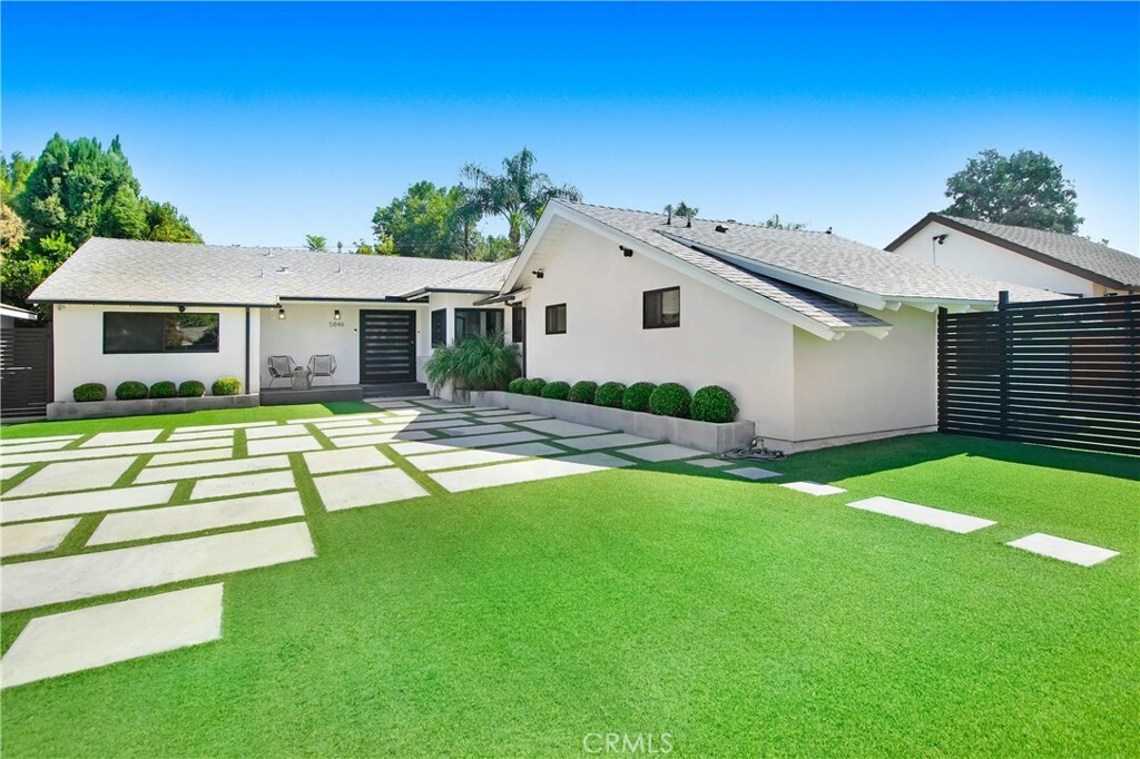 Property Photo:  5846 Cahill Avenue  CA 91356 