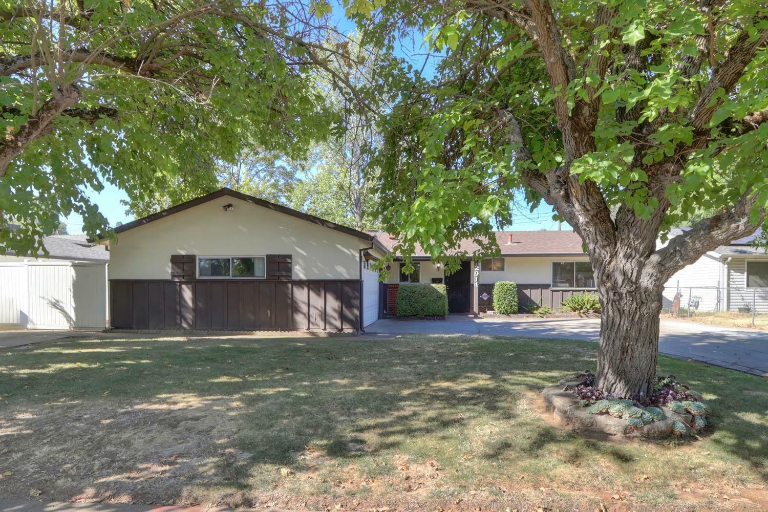 Property Photo:  2914 Grayson Way  CA 95670 