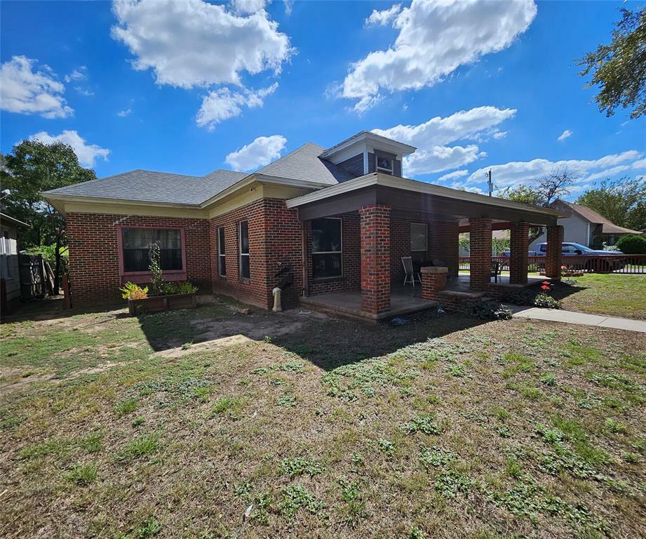 Property Photo:  700 N Church Street  TX 76234 