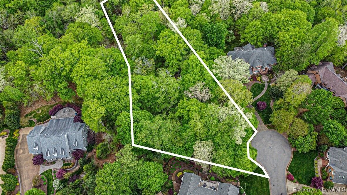 Property Photo: 108 Pipe Kiln Court VA 23185