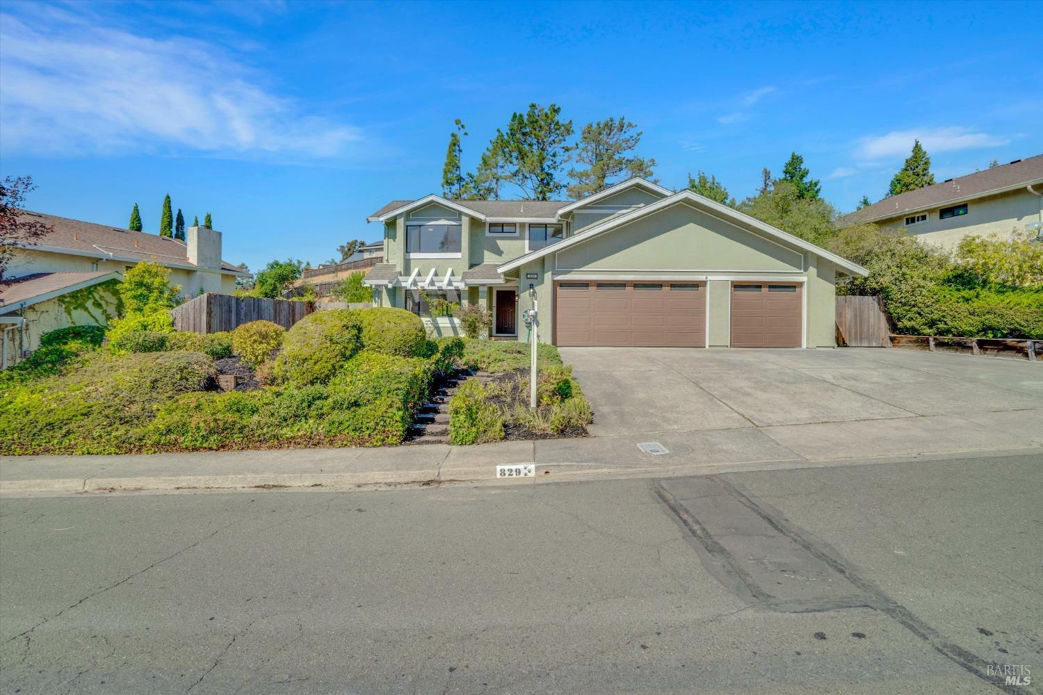 Property Photo:  829 Dorset Way  CA 94510 