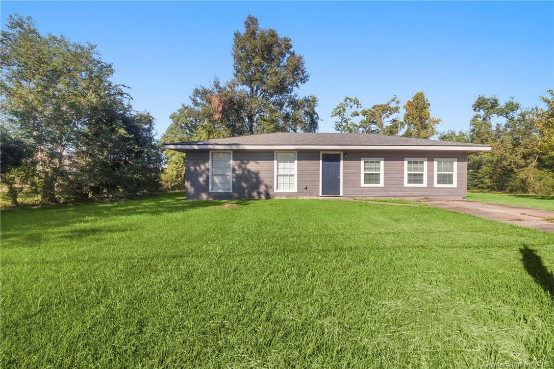 Property Photo:  320 McGuire Road  LA 70669 