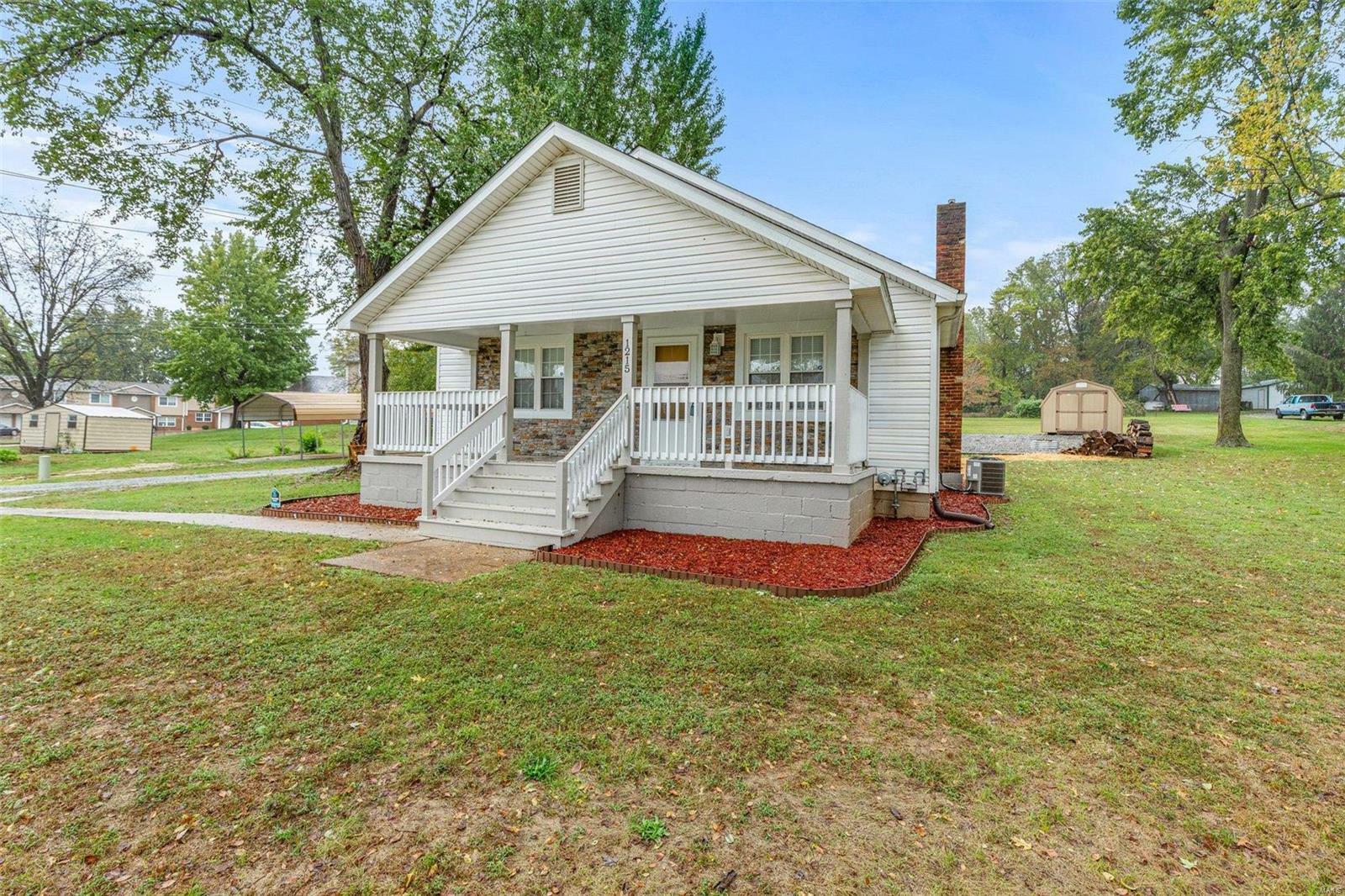 Property Photo:  1215 Fredericktown Avenue  MO 63640 