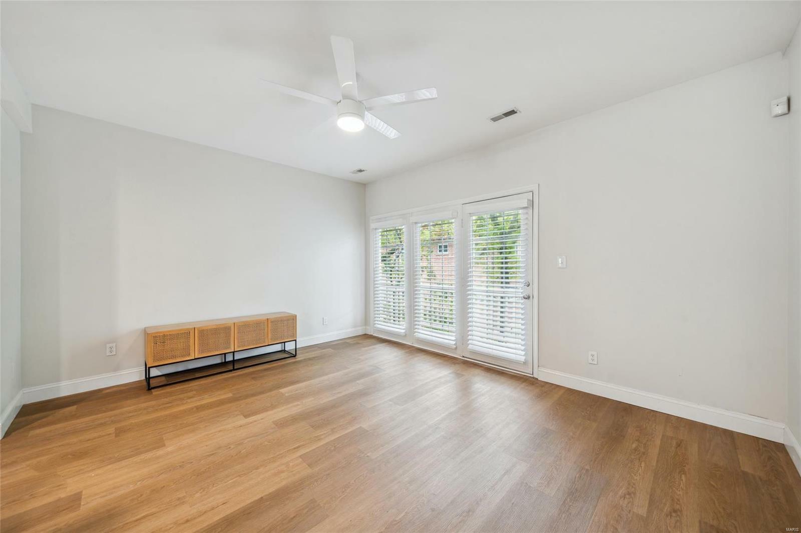 Property Photo:  227 W Monroe Avenue 206  MO 63122 