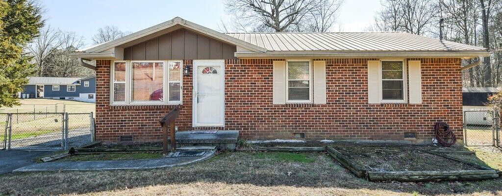 Property Photo:  3850 SE Williamsburg Road  TN 37323 