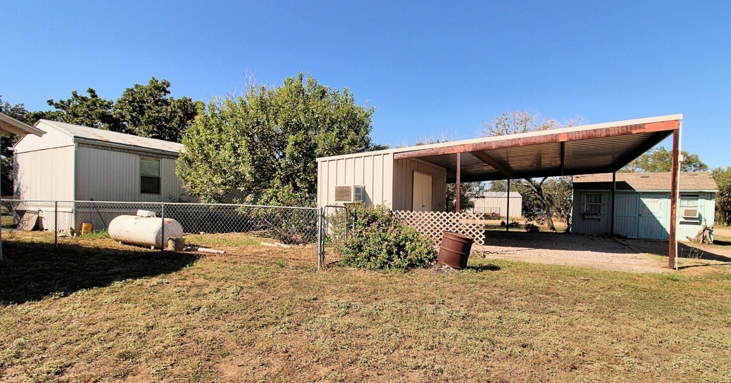 Property Photo:  125 Flyway Lane  TX 78639 