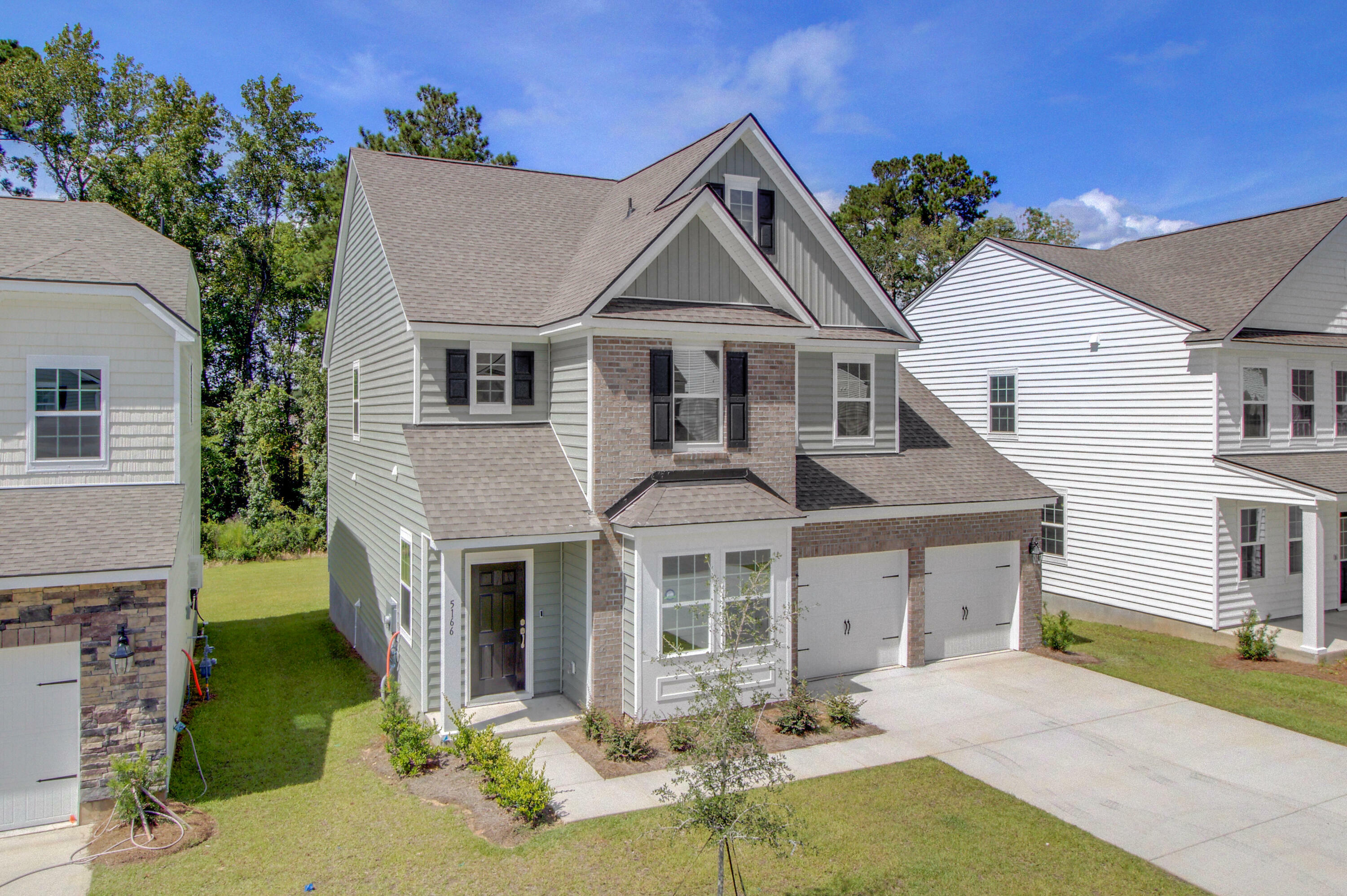 Property Photo:  255 Pine Crest View Drive  SC 29486 