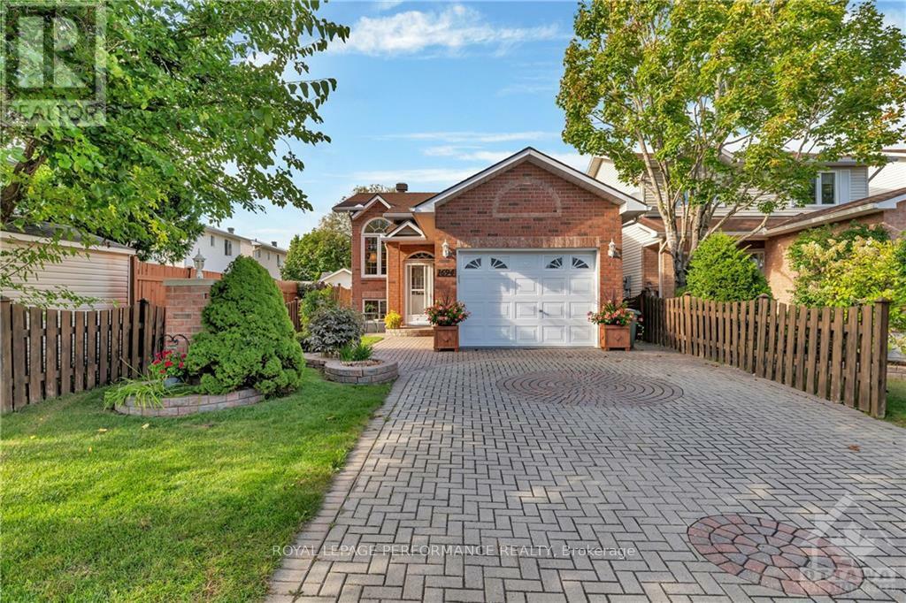 Property Photo:  1694 Toulouse Crescent  ON K1C 6K3 