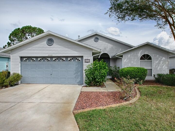 Property Photo:  835 Old Oaks Lane  FL 34748 