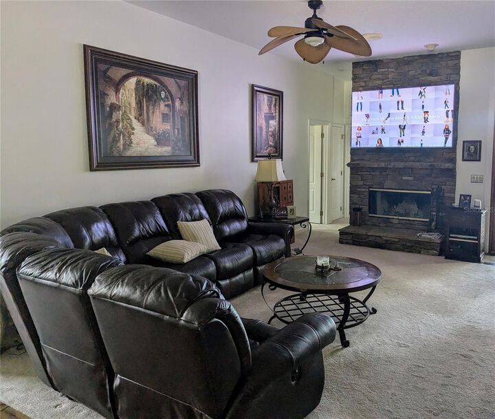 Property Photo: 3384 Timucua Circle FL 32837