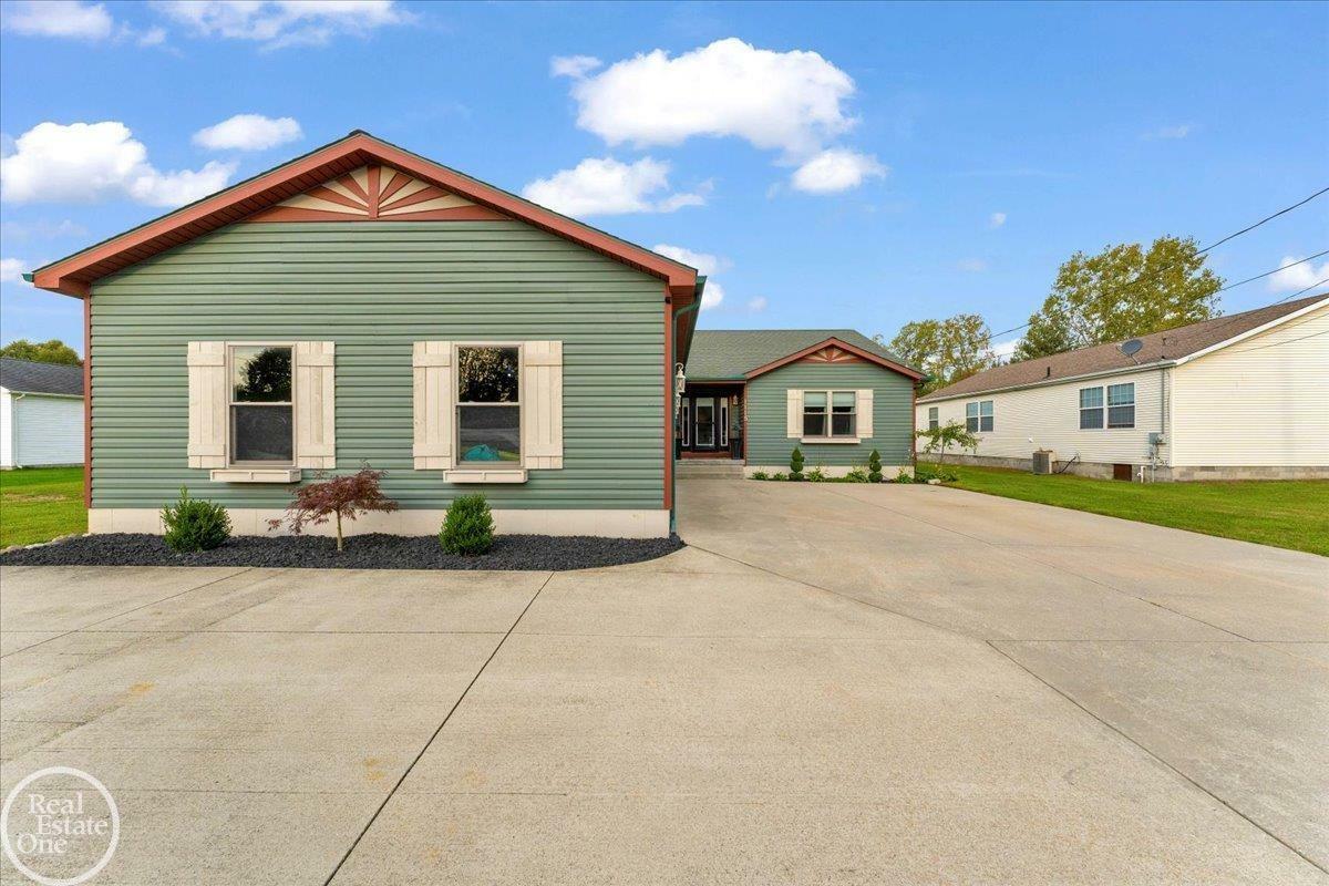 Property Photo:  1115 Minnesota Road  MI 48060 