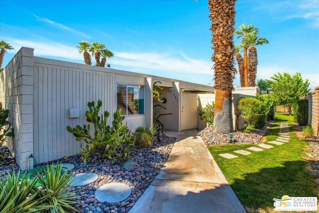 Property Photo:  381 Sandpiper Street  CA 92260 