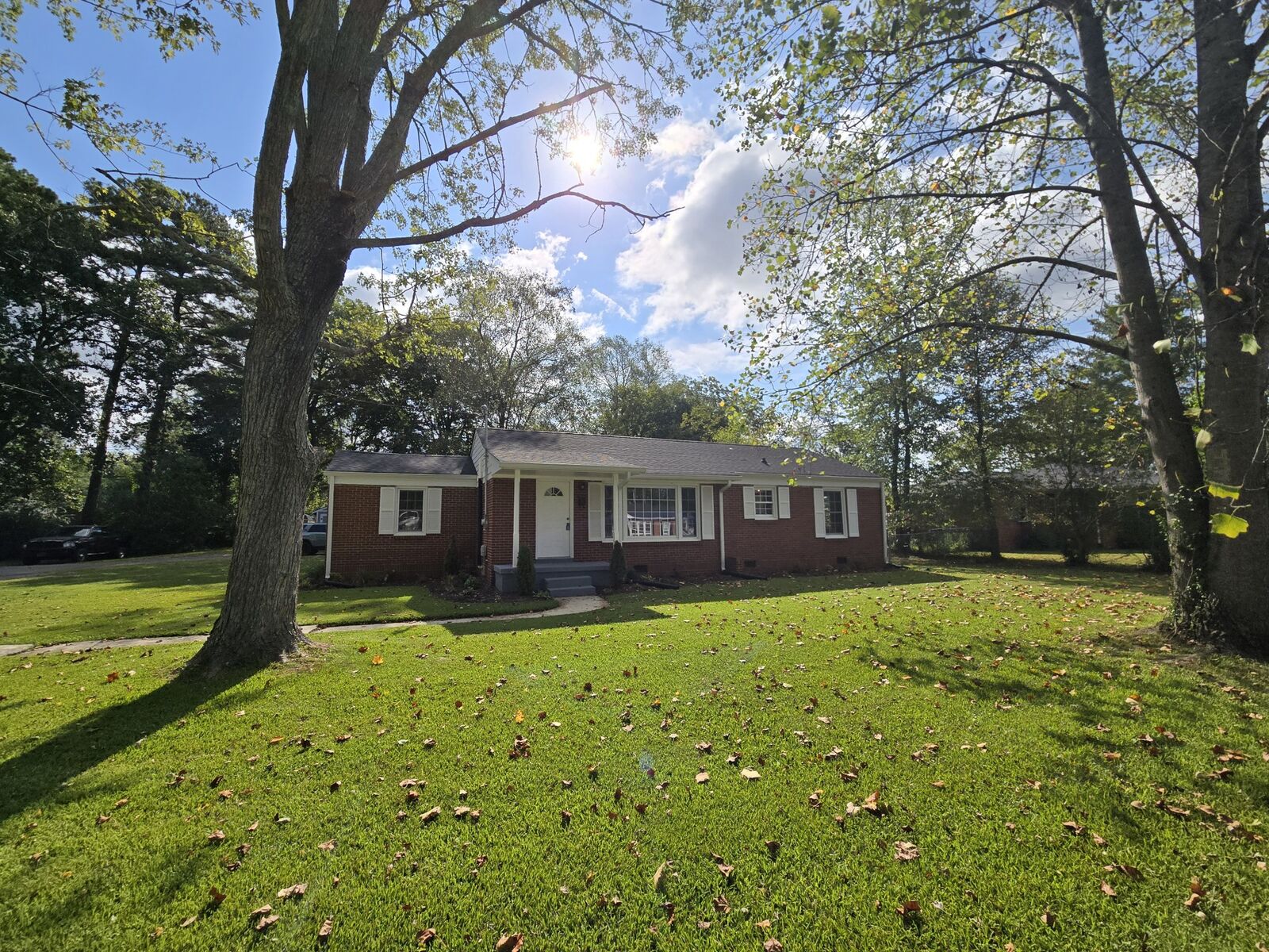 Property Photo:  704 Davis St  TN 37388 