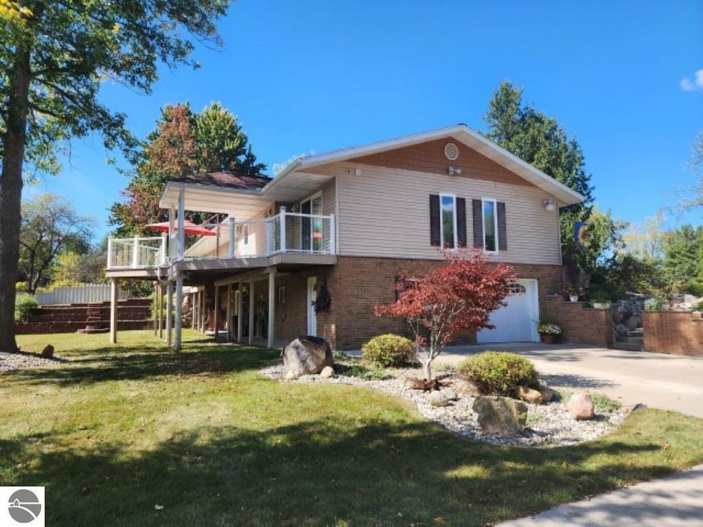 Property Photo:  243 W Bluegrass Road  MI 48858 