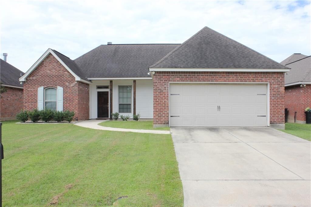 Property Photo: 17295 Paddock Circle LA 70403