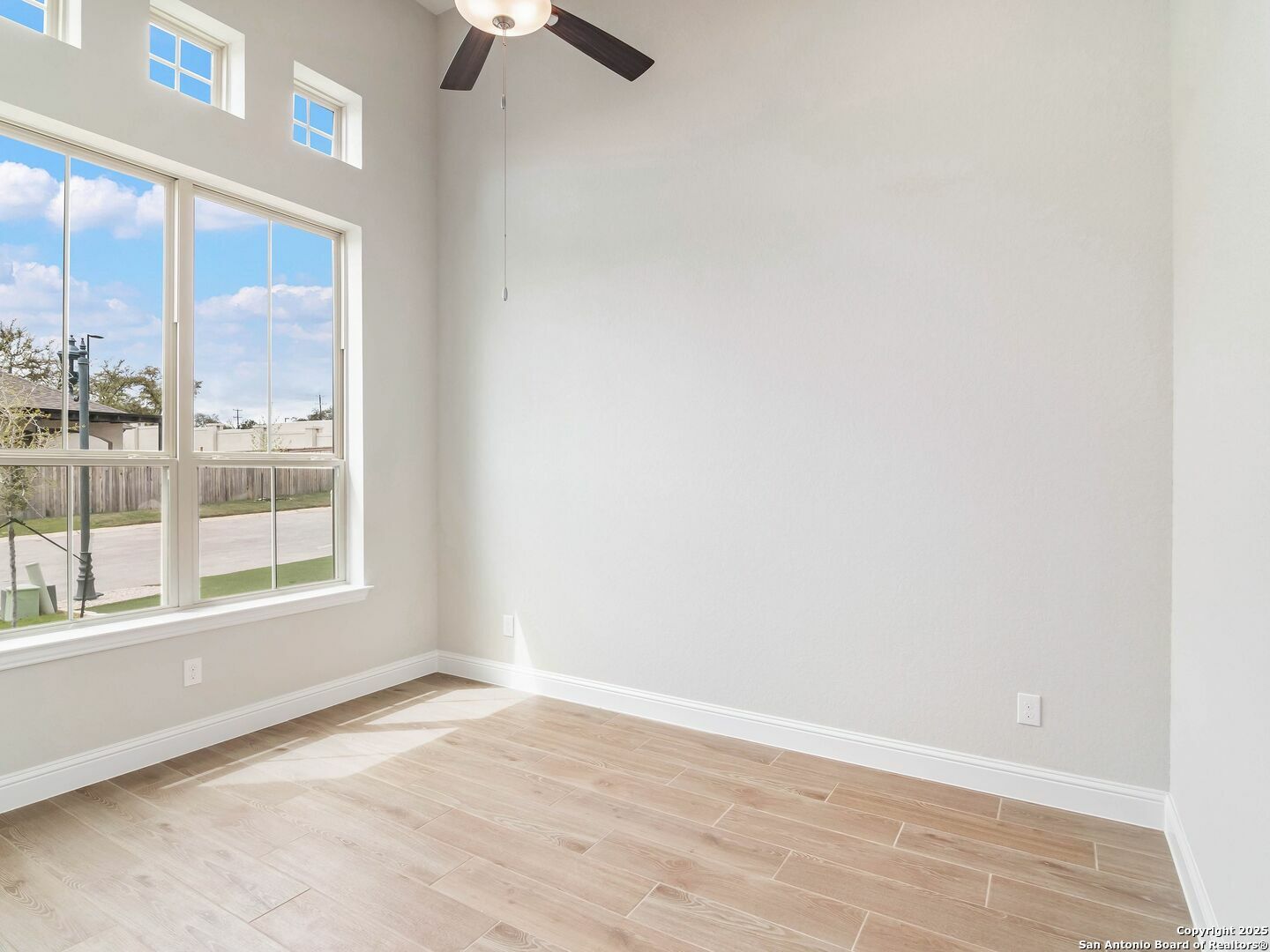 Property Photo: 534 Pond Bluff TX 78231