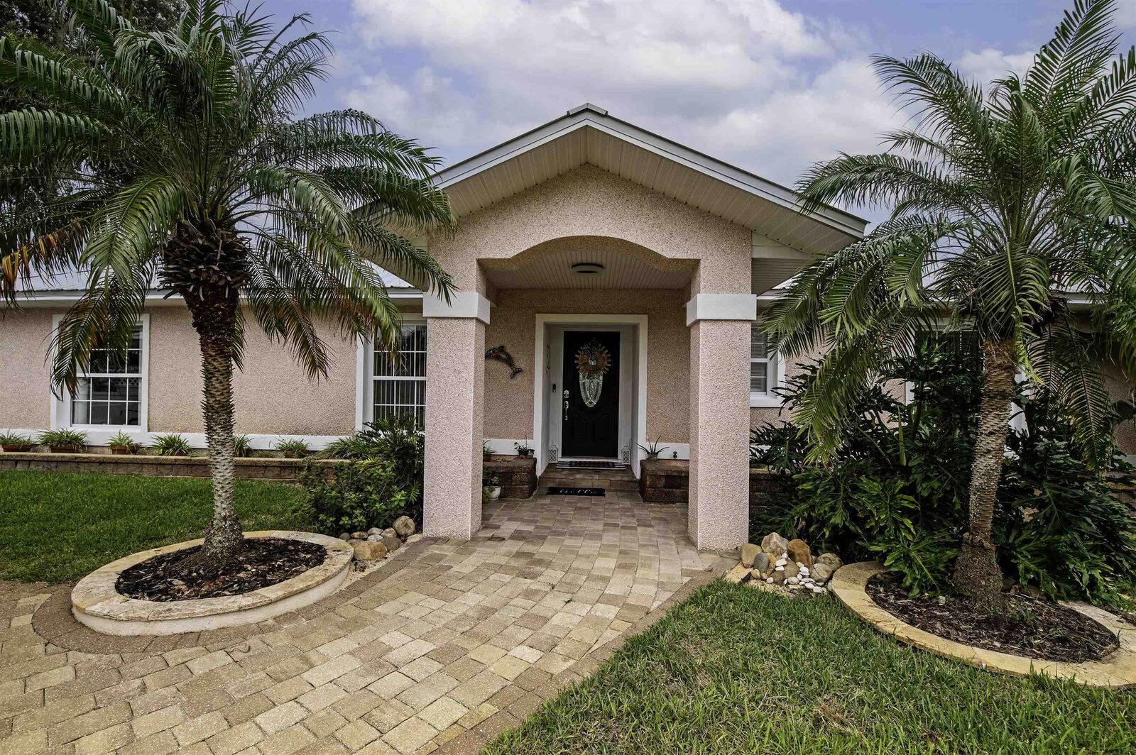Property Photo: 6331 Salado Rd FL 32080