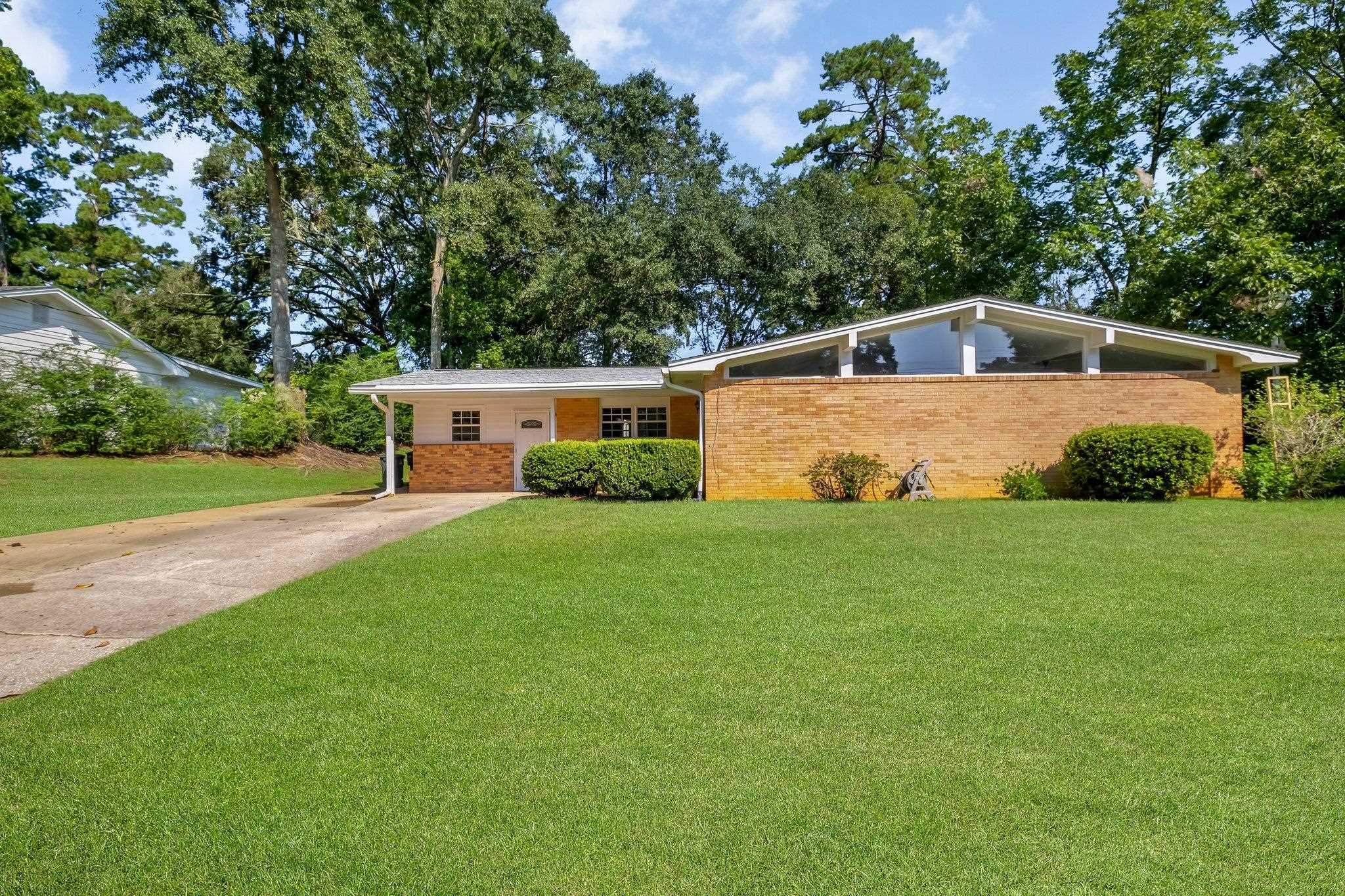 Property Photo: 1812 Quince Drive FL 32308