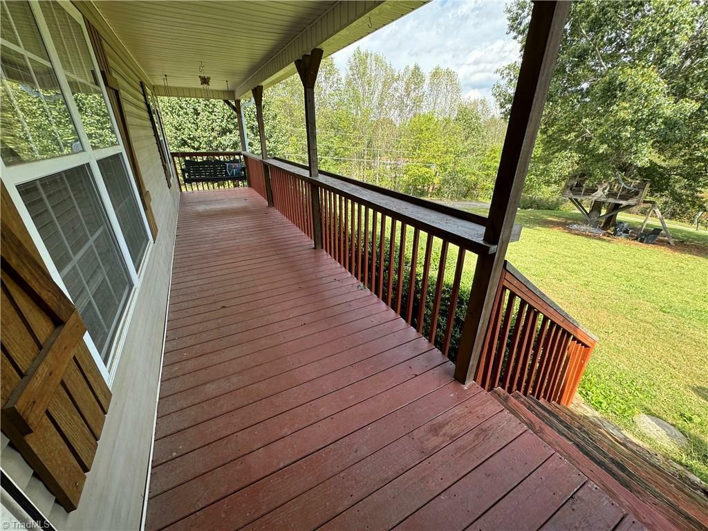 Property Photo:  174 Glenhaven Way  NC 27017 