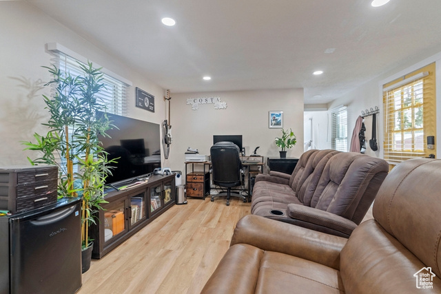 Property Photo:  6 Grover St  UT 84041 