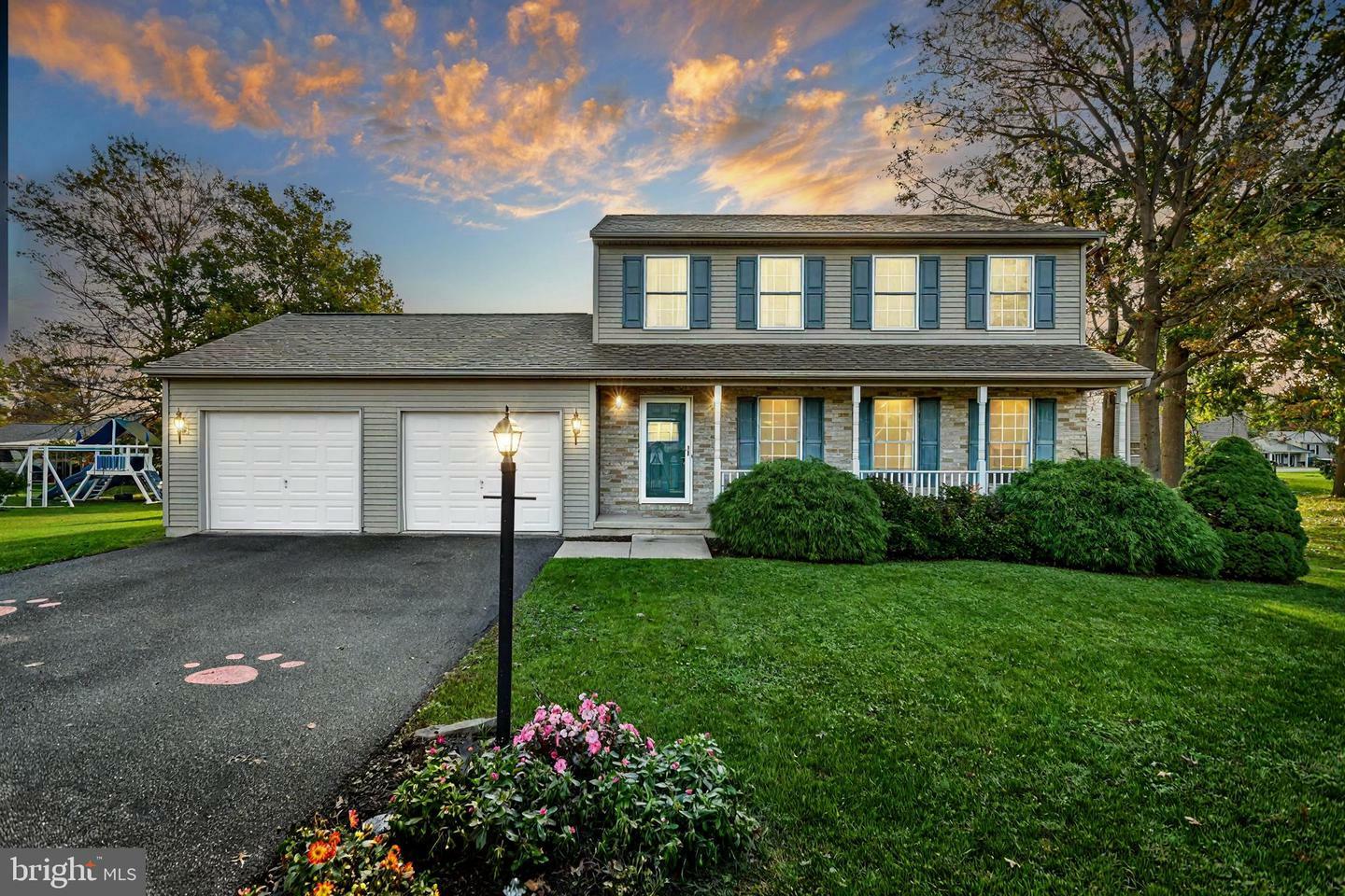 Property Photo: 31 Dogwood Lane PA 17345