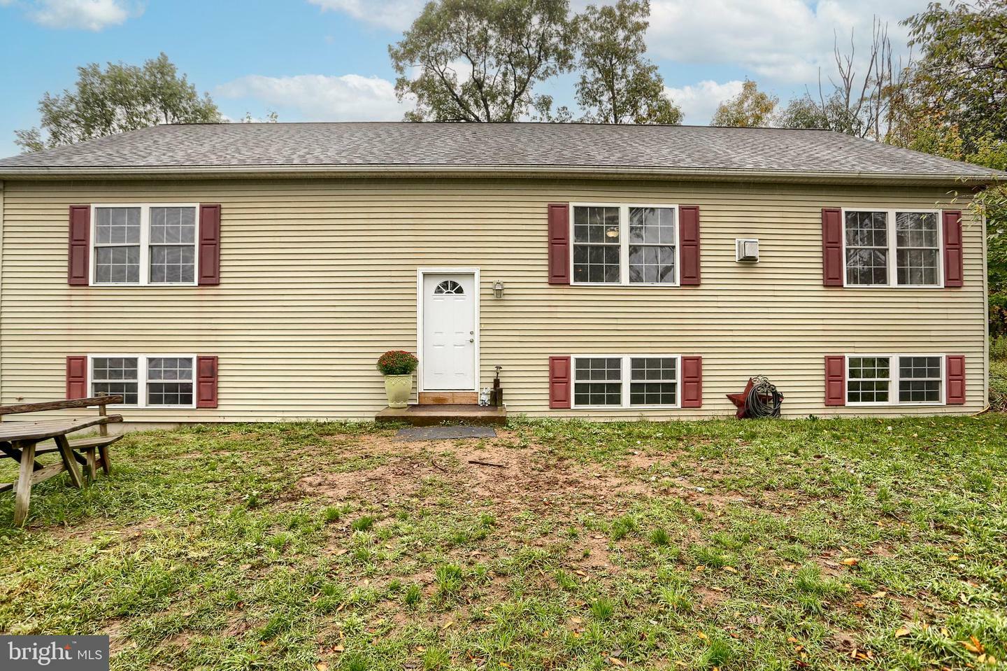 Property Photo:  5612 Erly Road  PA 17024 