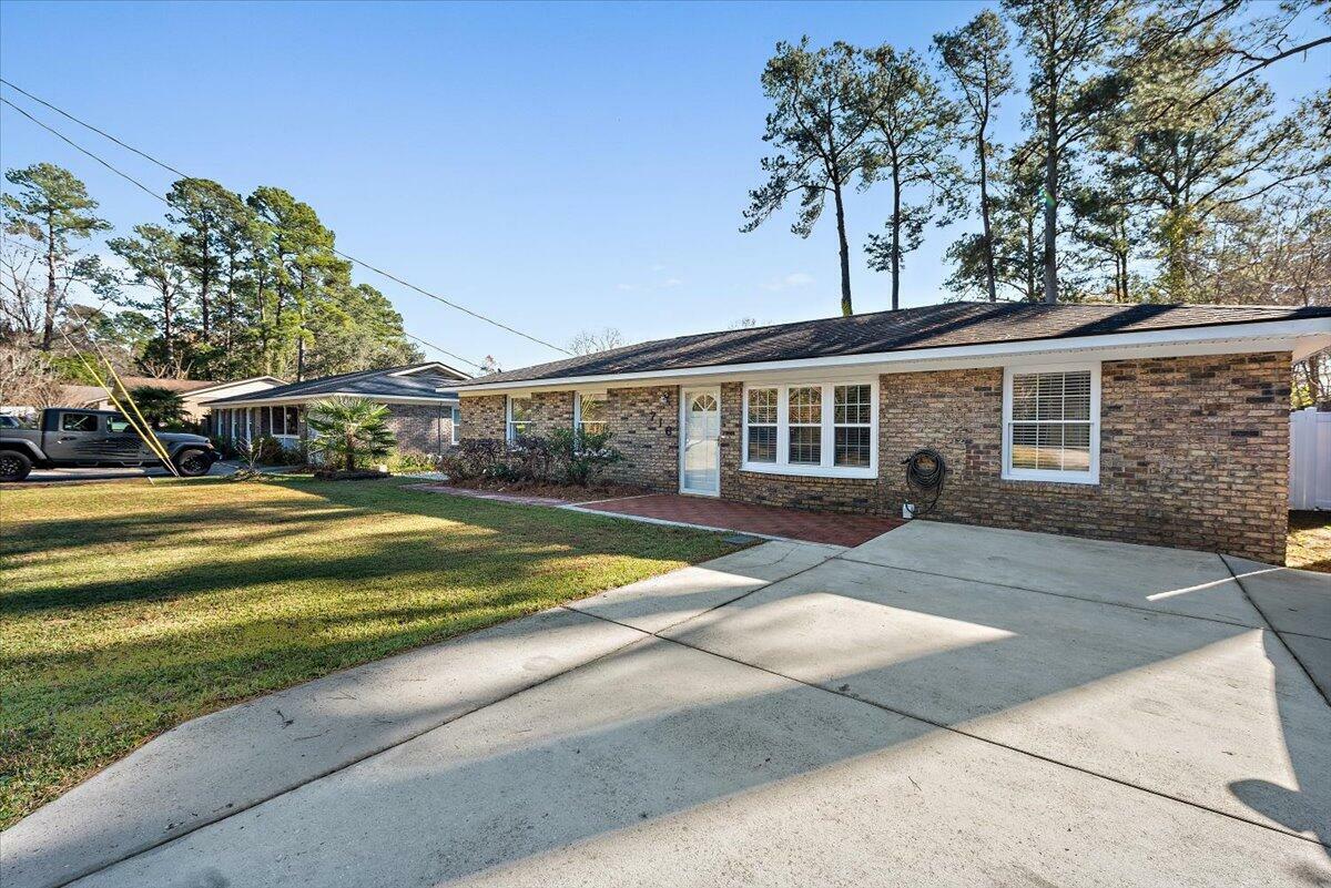 Property Photo:  716 Beech Hill Road  SC 29485 