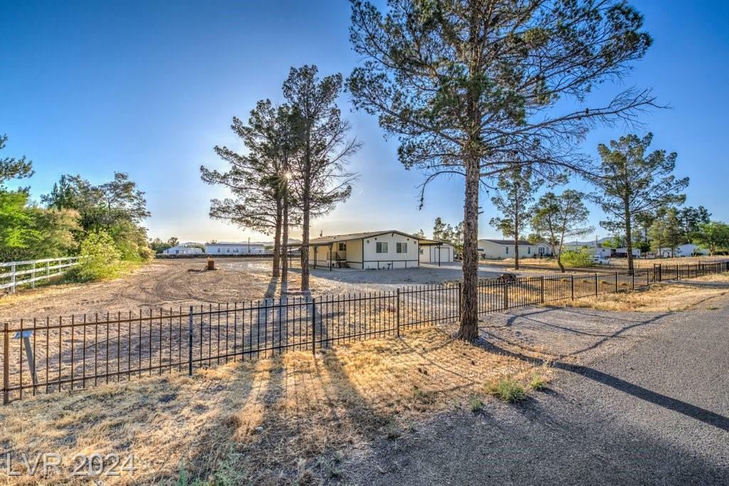 Property Photo:  670 Cynthia Street  NV 89048 