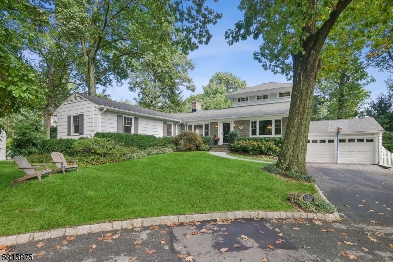 Property Photo:  25 Pine Ridge Dr  NJ 07901 