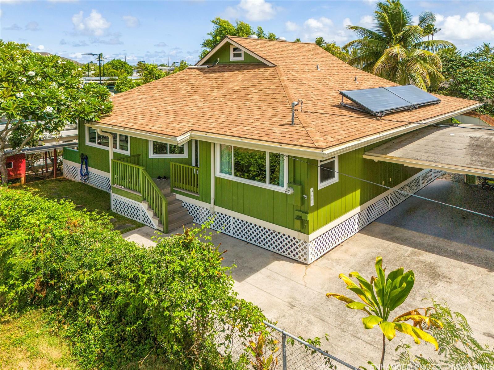 604 Punaa Street B  Kailua HI 96734 photo