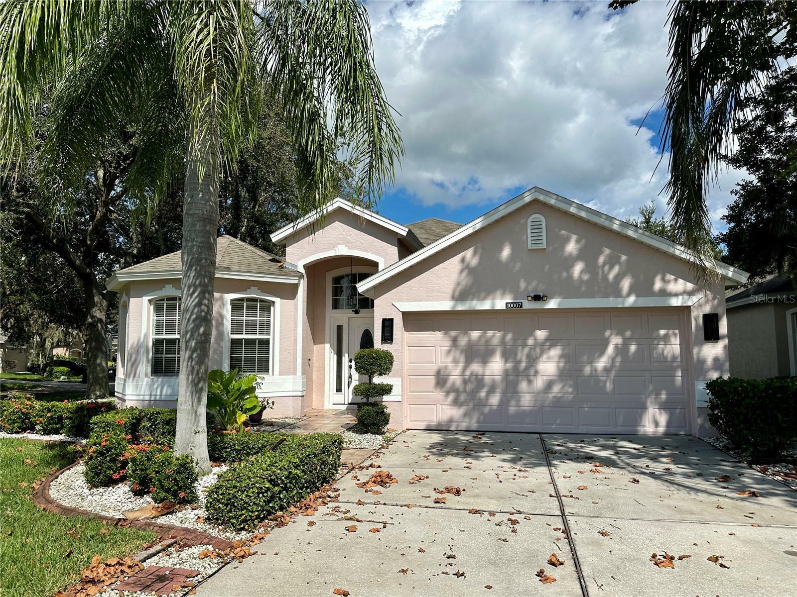 Property Photo:  10007 Scottish Pines Court  FL 32832 