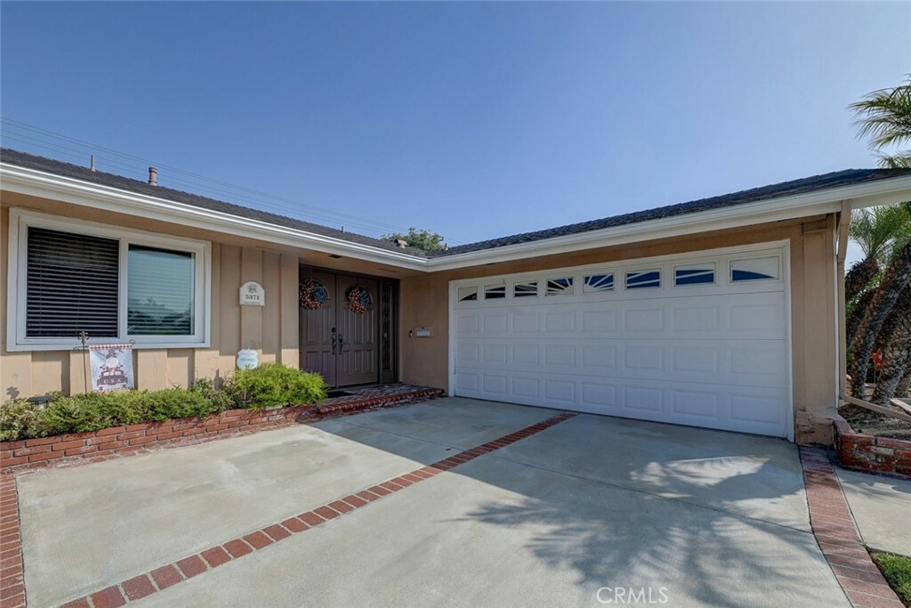 Property Photo:  5371 Vallecito Avenue  CA 92683 