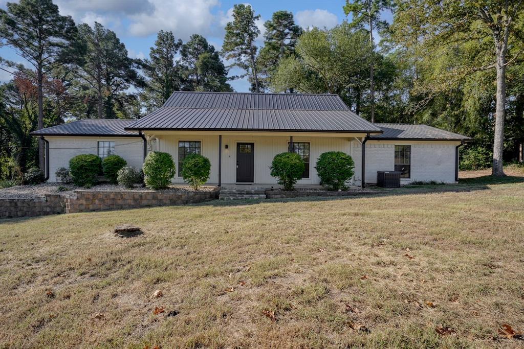 Property Photo: 1170 Fairway Drive W TX 75771