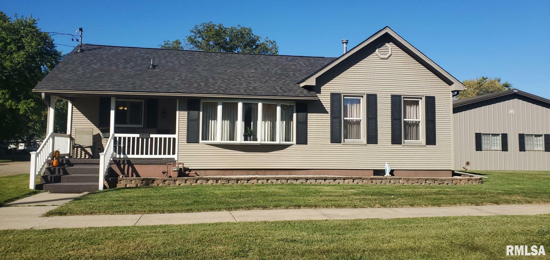 Property Photo:  666 2nd Avenue  IL 61520 