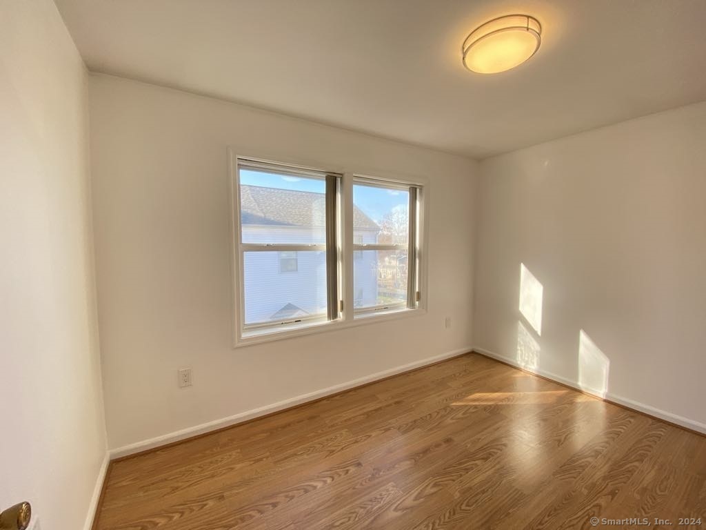 Property Photo:  22 Virginia Avenue Apt 2A  CT 06810 