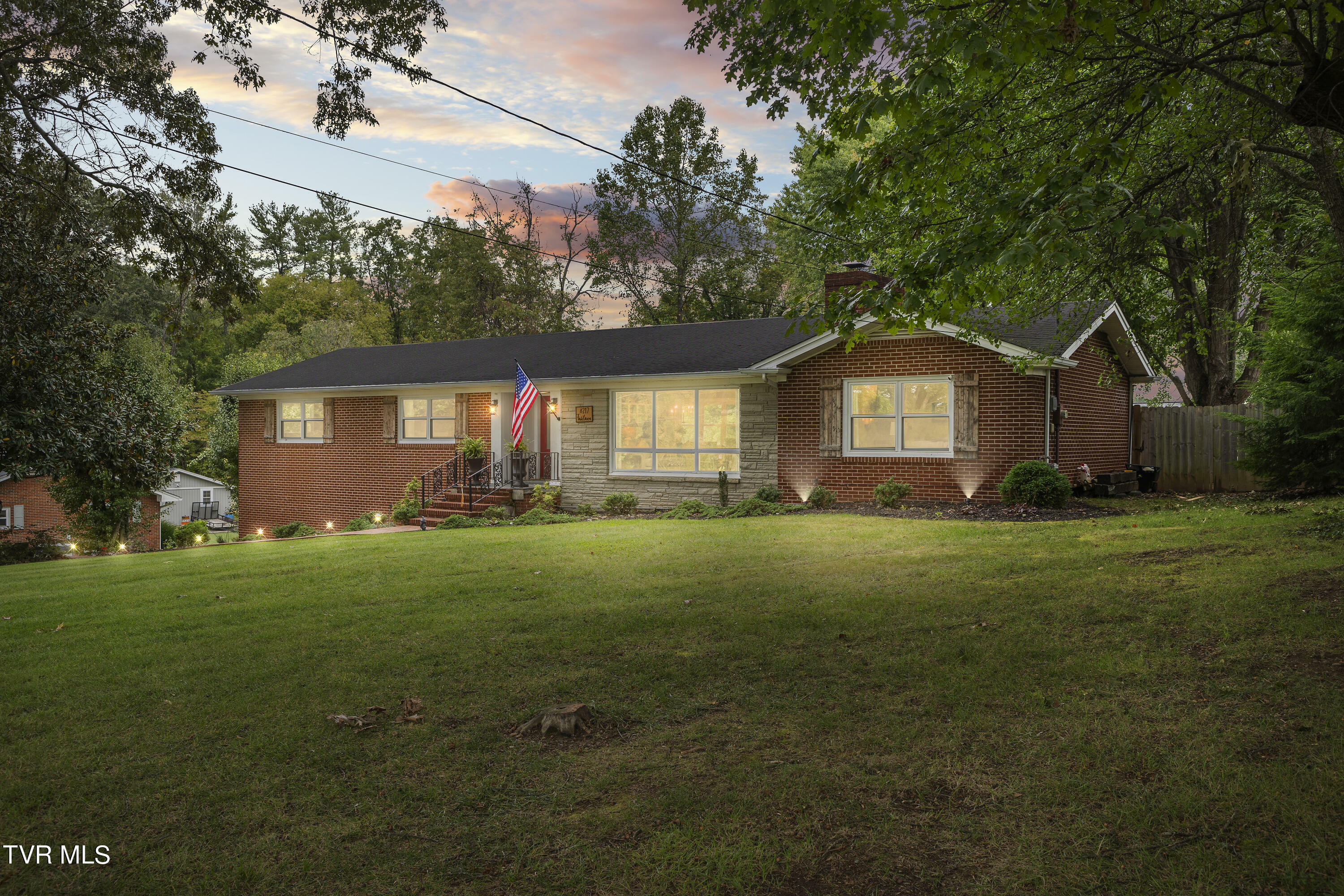 Property Photo:  4317 Fairlawn Drive  TN 37663 