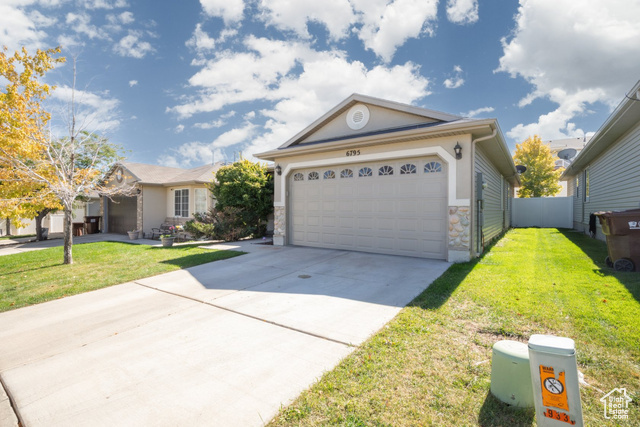 Property Photo:  6795 S Oakshade Ct W 252  UT 84081 