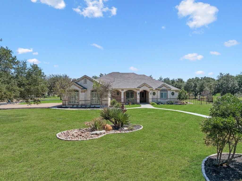 Property Photo:  112 Shady Elm  TX 78633 