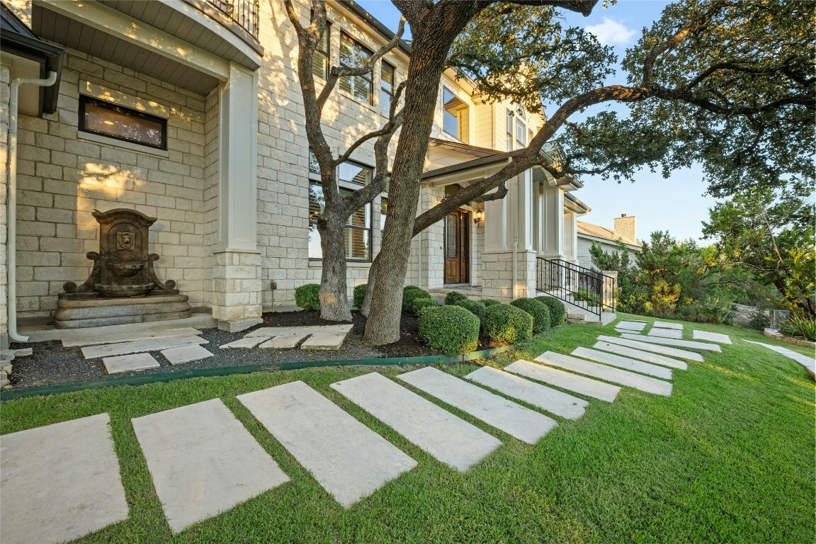 Property Photo: 604 Flamingo Cove TX 78734
