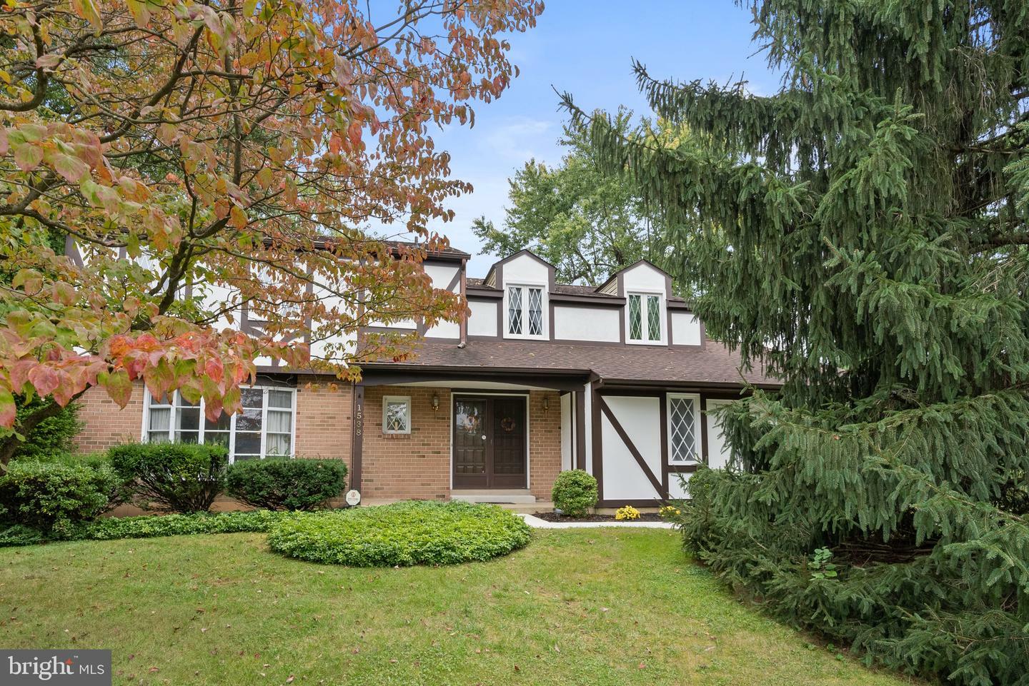 Property Photo:  1538 Bancroft Drive  PA 19380 