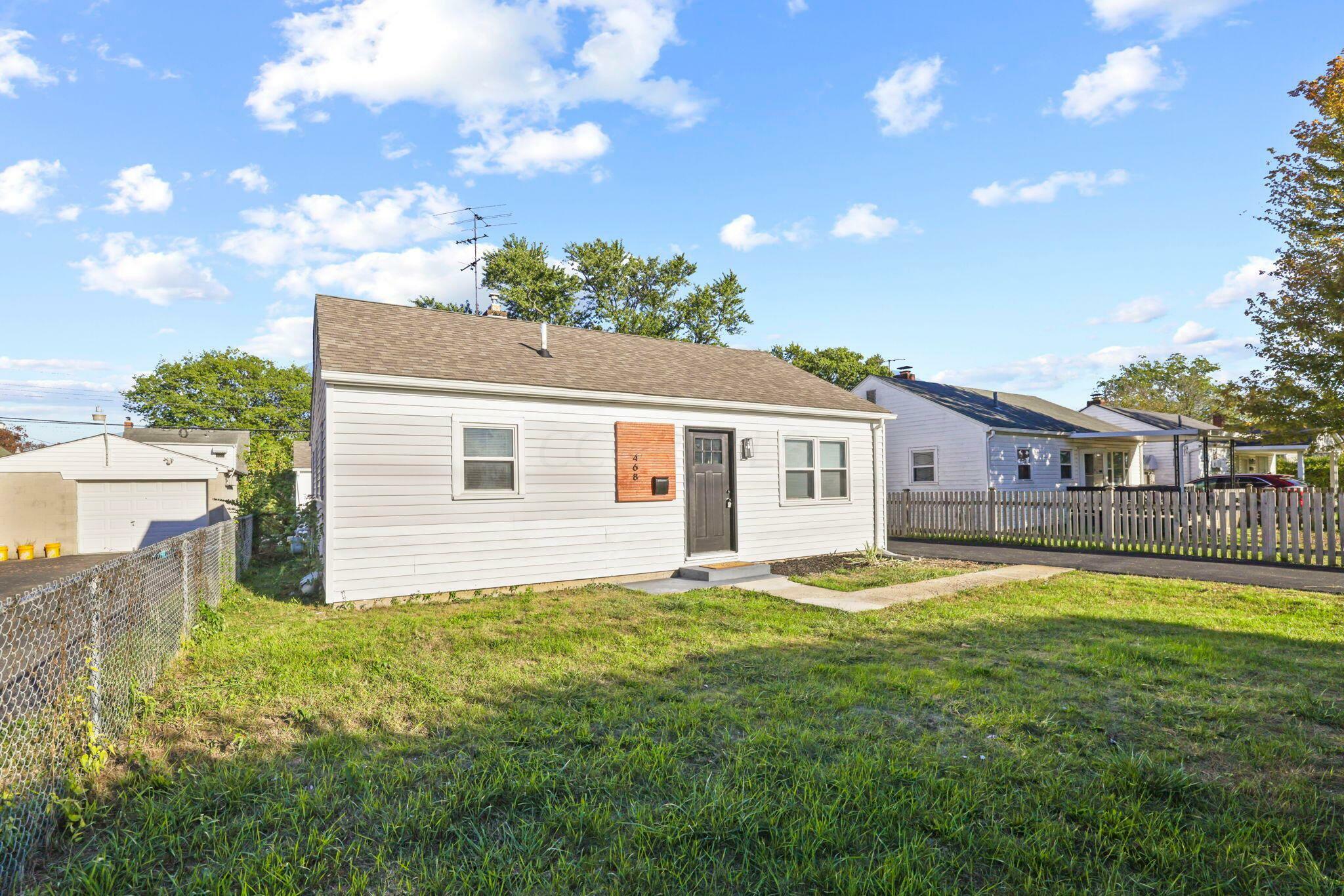 Property Photo:  468 Derrer Road  OH 43204 