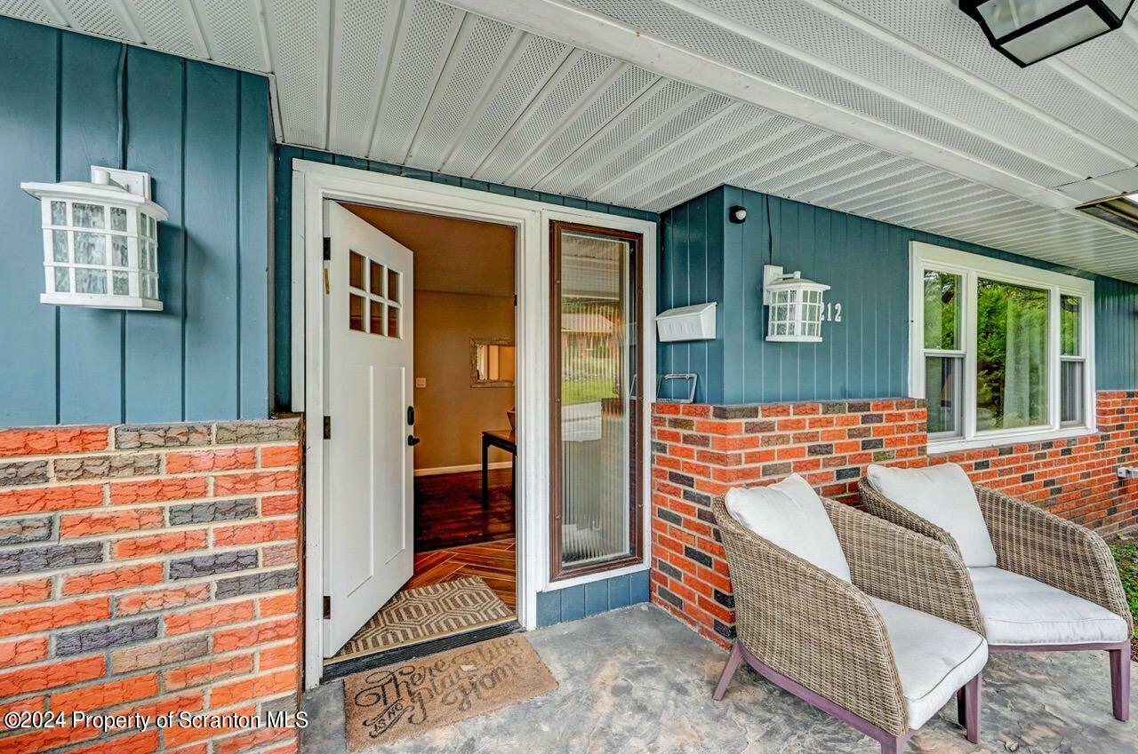 Property Photo:  212 Karen Drive  PA 18505 